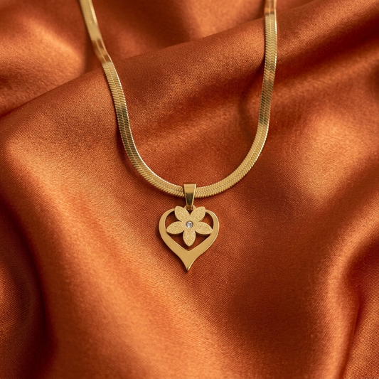 Royal Petal Chain