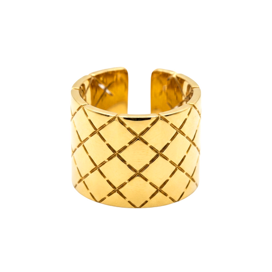 Criss-Cross Ring