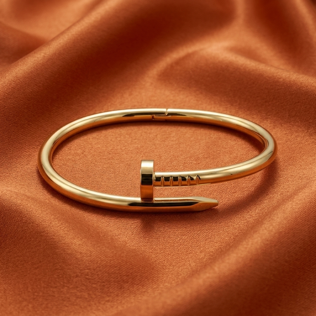 Nail bangle