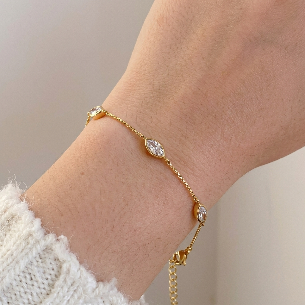 Nazneen Aura Slim Bracelet