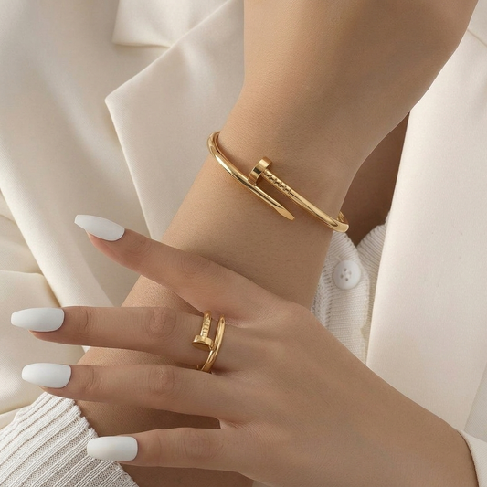 Sleek nail pair
