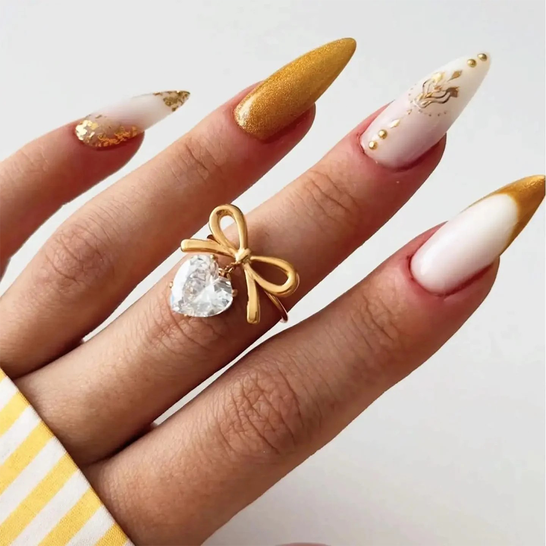 Bow Zircone Ring