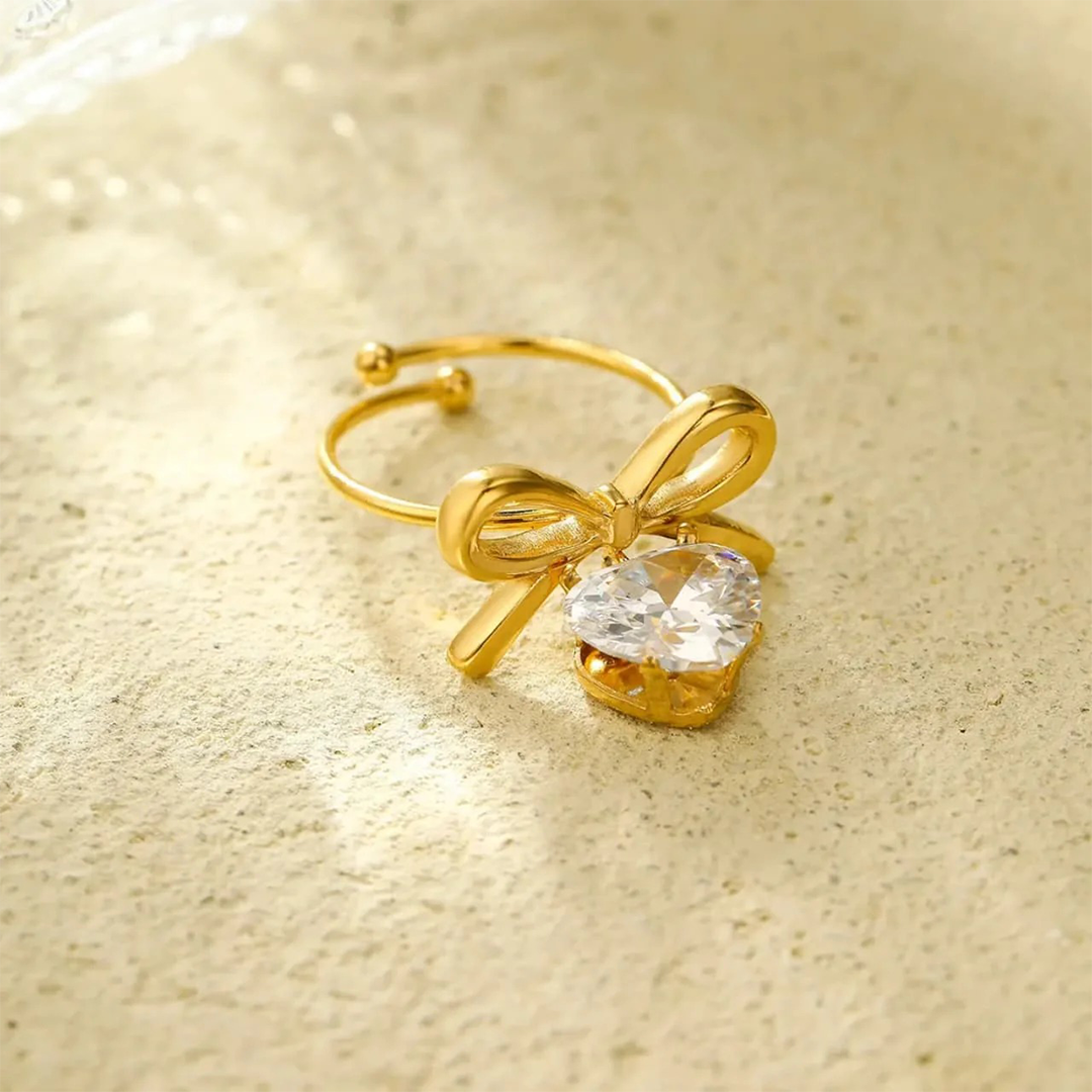 Bow Zircone Ring